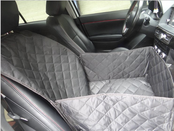 Pet car seat cover fitting and strap detail