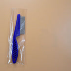 Pet grooming comb handle and tooth detail
