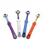 Three-sided pet toothbrush head detail