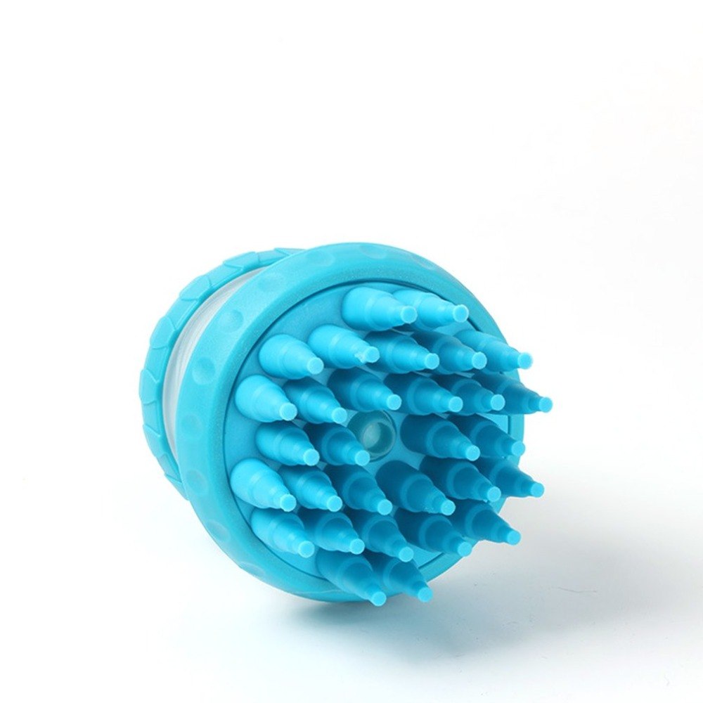 Refillable pet shampoo brush reservoir detail